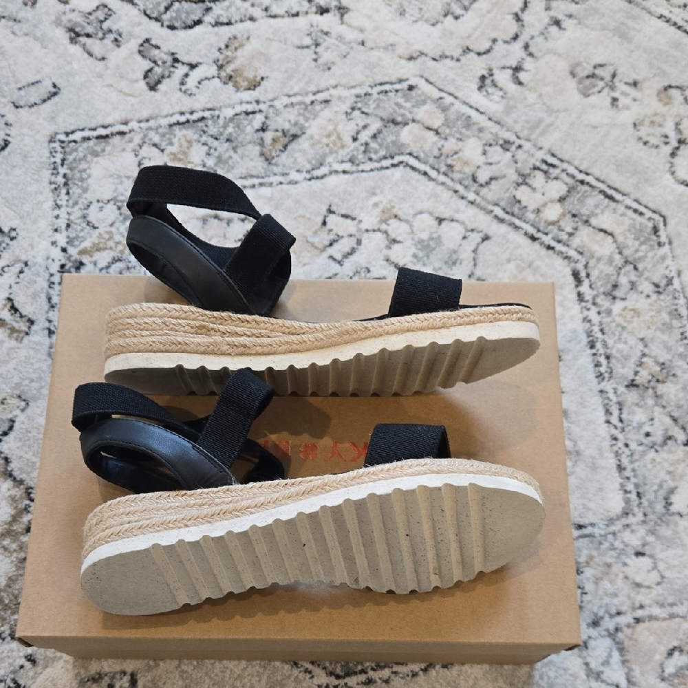 Lucky Brand Thimba Black Espadrille Wedge Sandals with Crisscross Straps - Picture 4 of 6